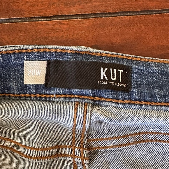 Kut from the Kloth Kelsey Fab Ab High Rise Ankle Flare Jeans 20W Distressed - Picture 4 of 8